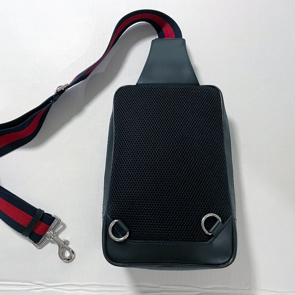 *SOLD* Gucci Black Sling Backpack *Authentic* - Picture 7 of 14